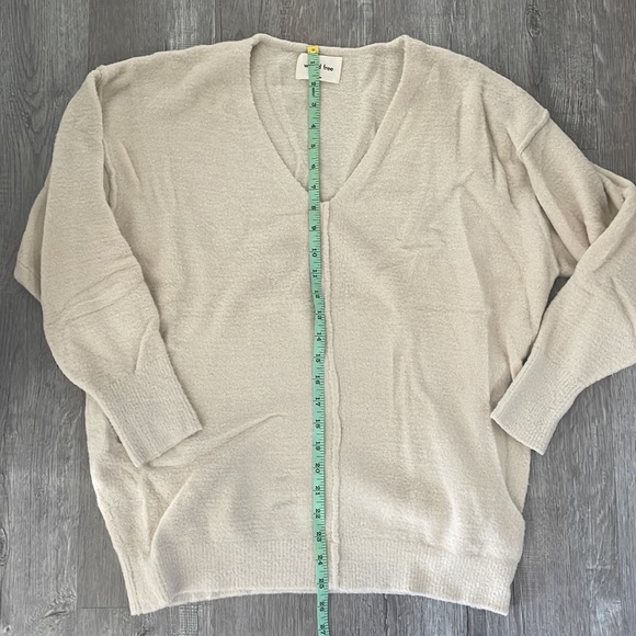 Aritzia Wilfred Free Cream Sweater - Picture 4 of 5
